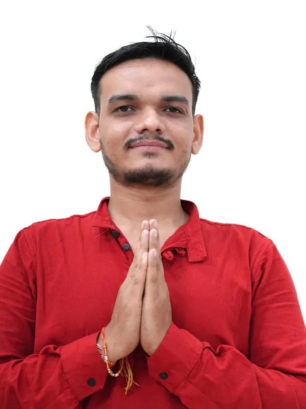 Gaurav Chaudhary, Yin Yoga Teacher at Sri Yoga Ashram, Rishikesh